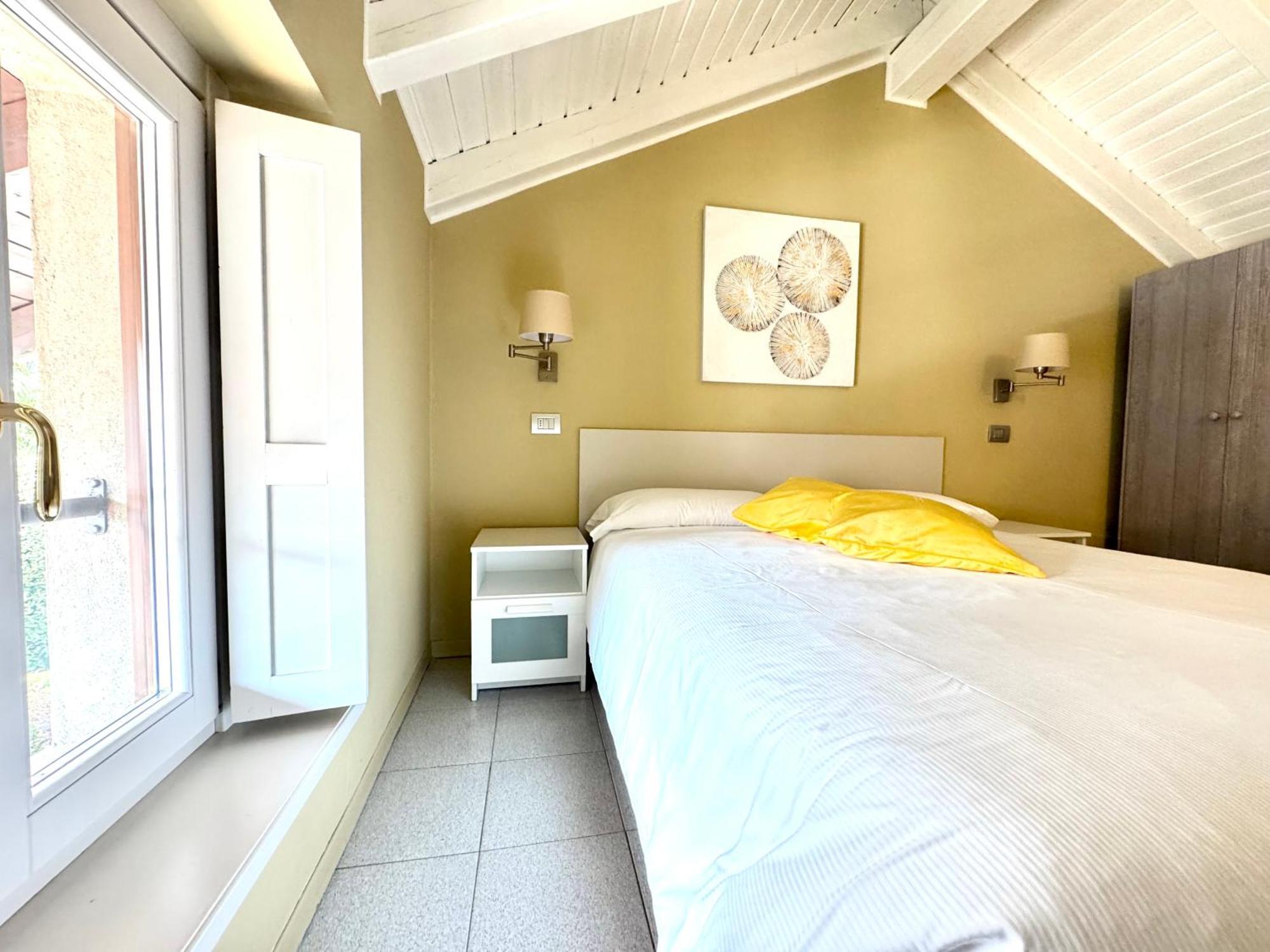 Iris 2 Lago Di Como 东戈 外观 照片