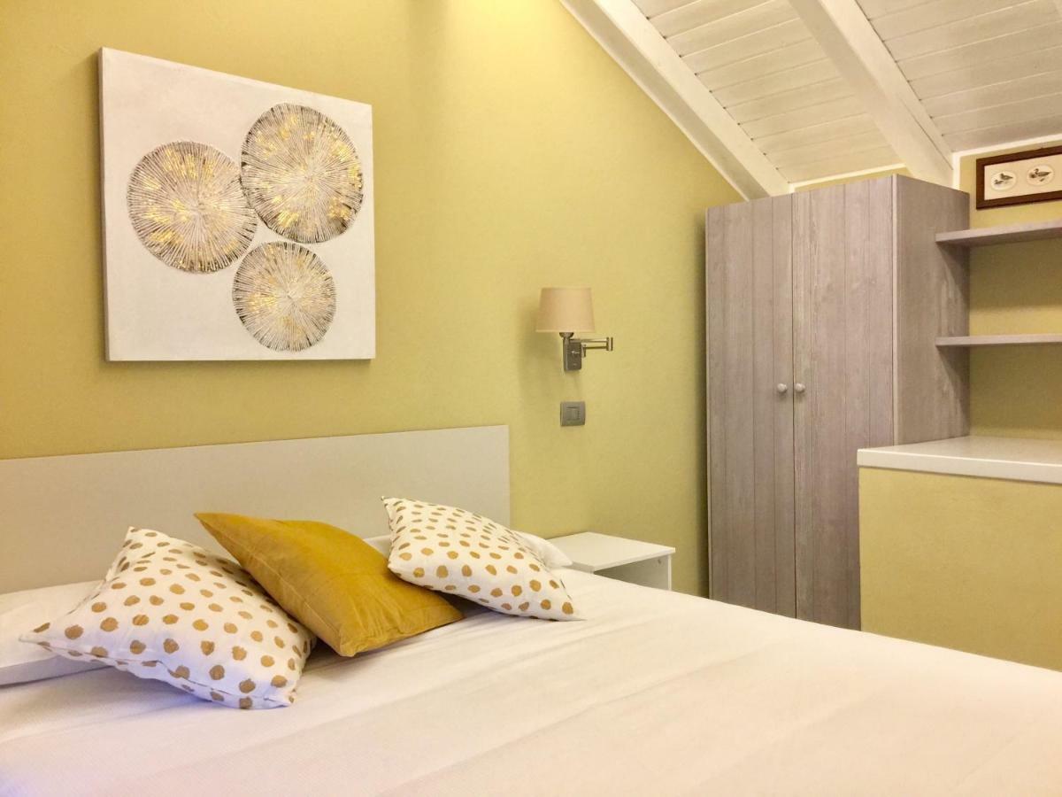Iris 2 Lago Di Como 东戈 外观 照片